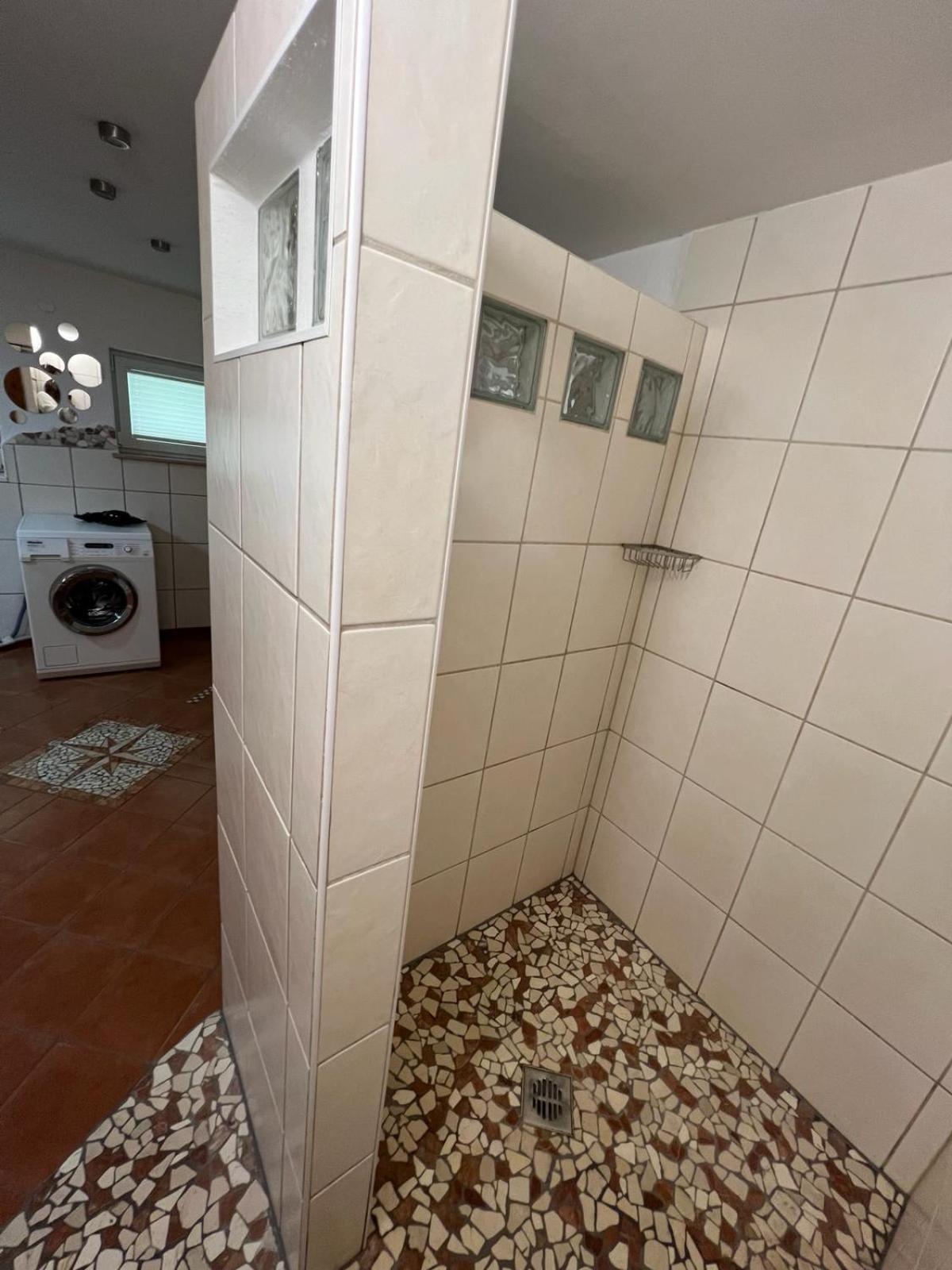 Haus Am Berzdorfer See - 3 Schlafzimmer - Ganzes Haus Zur Alleinnutzung - Terrasse - Hochwertige Ausstattung Görlitz Extérieur photo